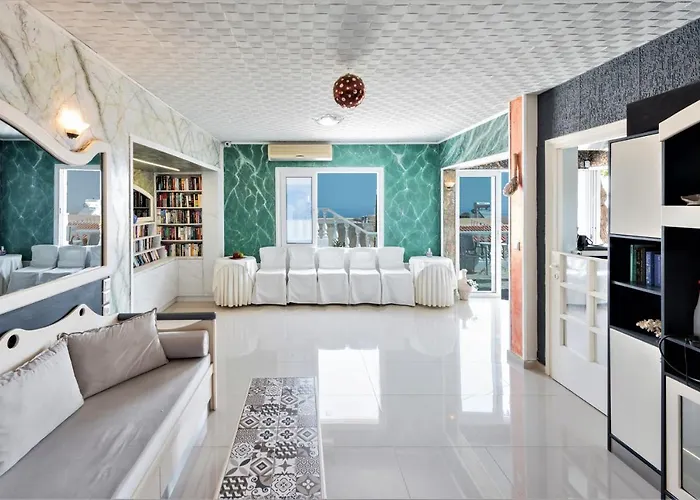 Apartman Sleeps5 - Pool - Bysea - Garden - Parking - Petok